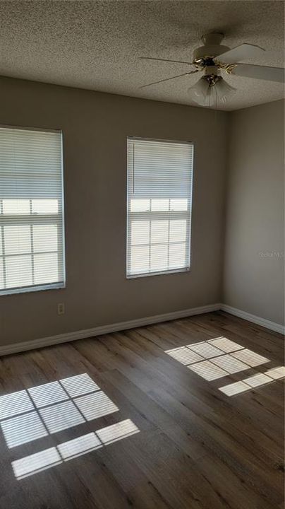 En Renta: $1,750 (3 camas, 2 baños, 1159 Pies cuadrados)