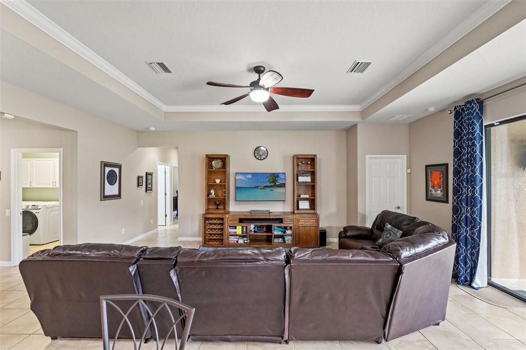 For Rent: $2,750 (4 beds, 2 baths, 2426 Square Feet)