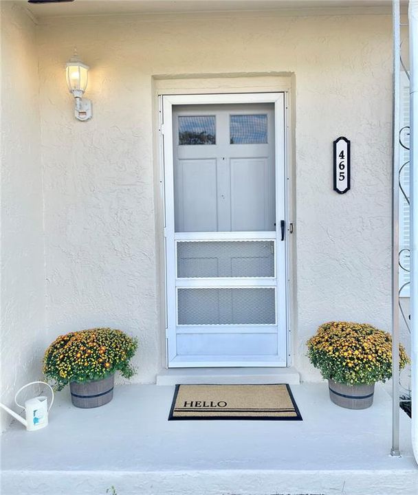 For Sale: $165,000 (2 beds, 2 baths, 740 Square Feet)