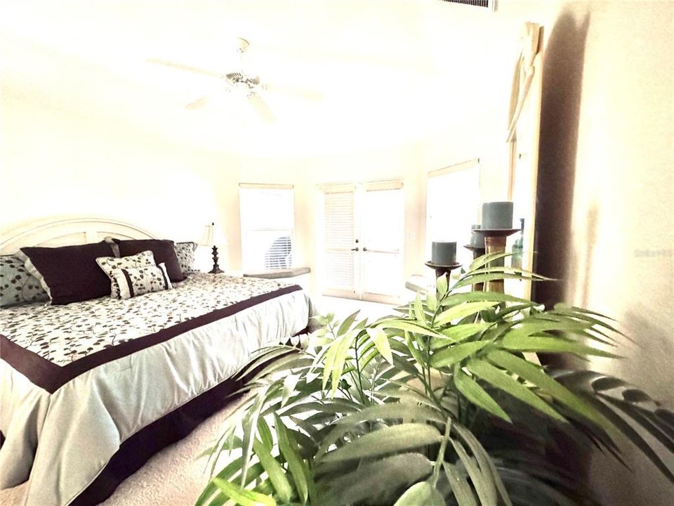 Active With Contract: $2,999 (4 beds, 4 baths, 2382 Square Feet)