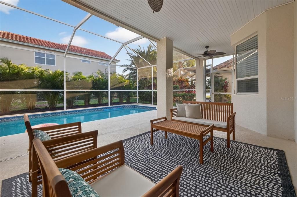 En Venta: $1,250,000 (4 camas, 3 baños, 3459 Pies cuadrados)