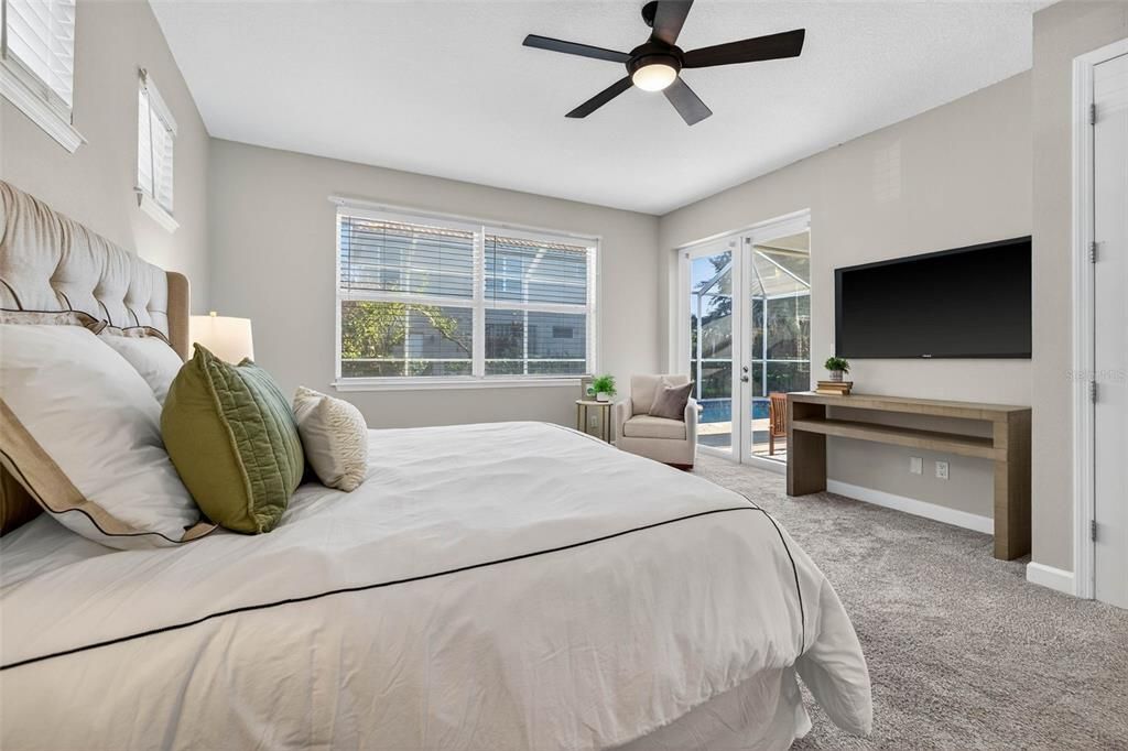 En Venta: $1,250,000 (4 camas, 3 baños, 3459 Pies cuadrados)