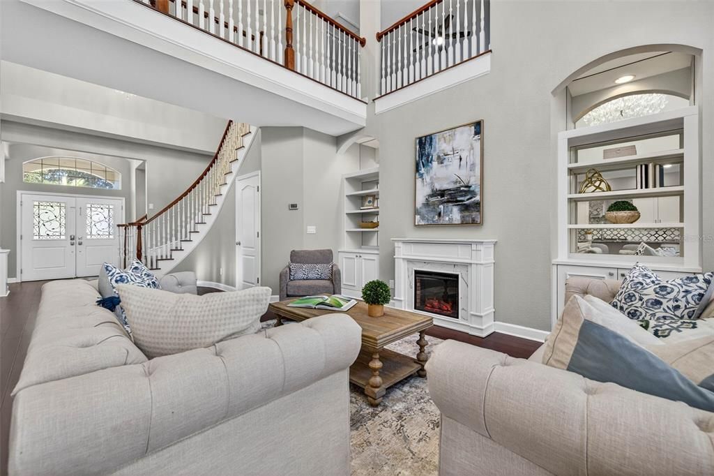 En Venta: $1,250,000 (4 camas, 3 baños, 3459 Pies cuadrados)