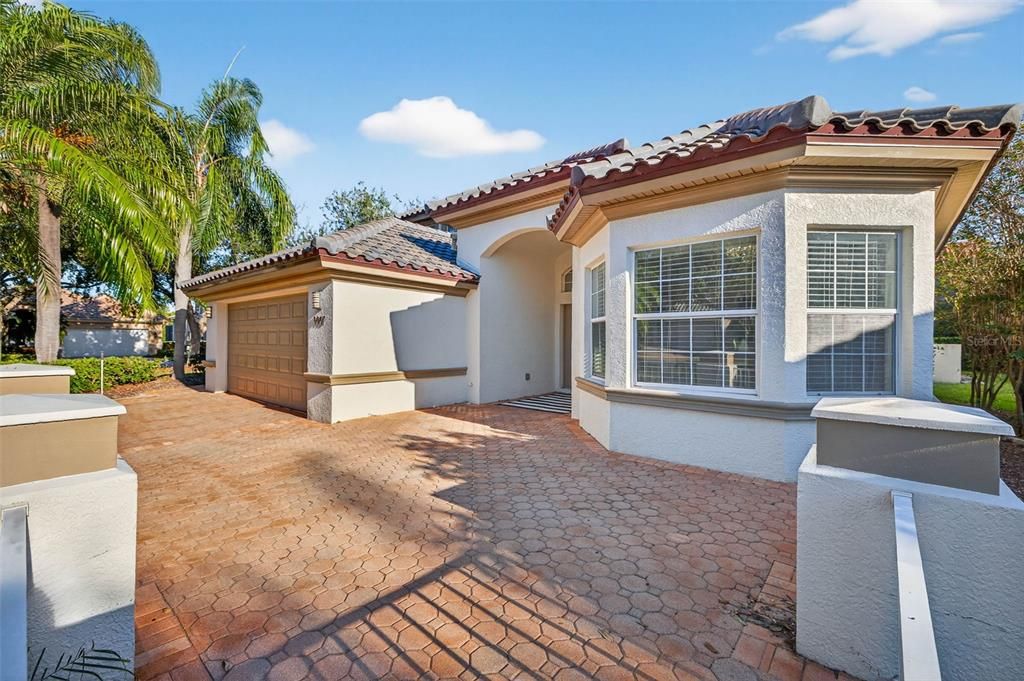 En Venta: $1,250,000 (4 camas, 3 baños, 3459 Pies cuadrados)