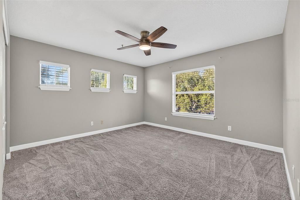 En Venta: $1,250,000 (4 camas, 3 baños, 3459 Pies cuadrados)