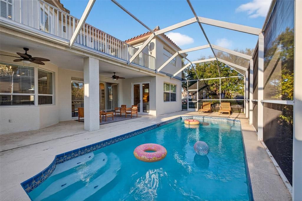 En Venta: $1,250,000 (4 camas, 3 baños, 3459 Pies cuadrados)