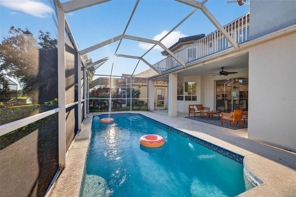 En Venta: $1,250,000 (4 camas, 3 baños, 3459 Pies cuadrados)