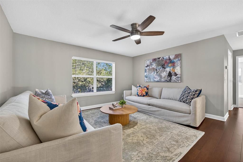 En Venta: $1,250,000 (4 camas, 3 baños, 3459 Pies cuadrados)