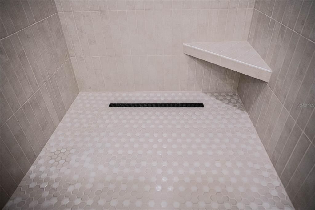 待售: $399,000 (3 贝兹, 2 浴室, 1902 平方英尺)