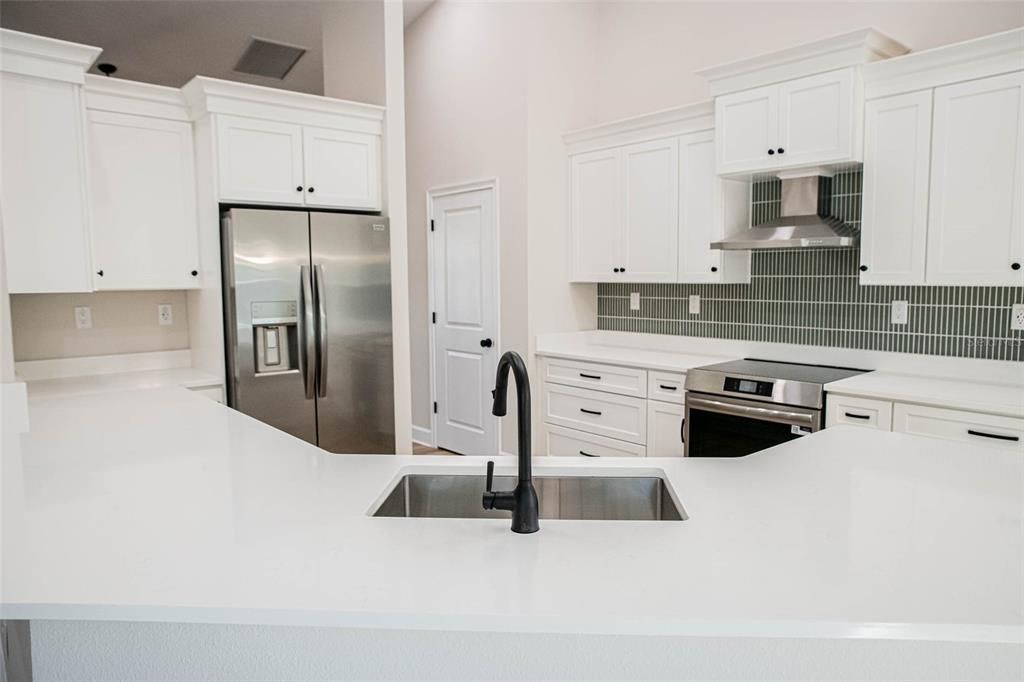 待售: $399,000 (3 贝兹, 2 浴室, 1902 平方英尺)