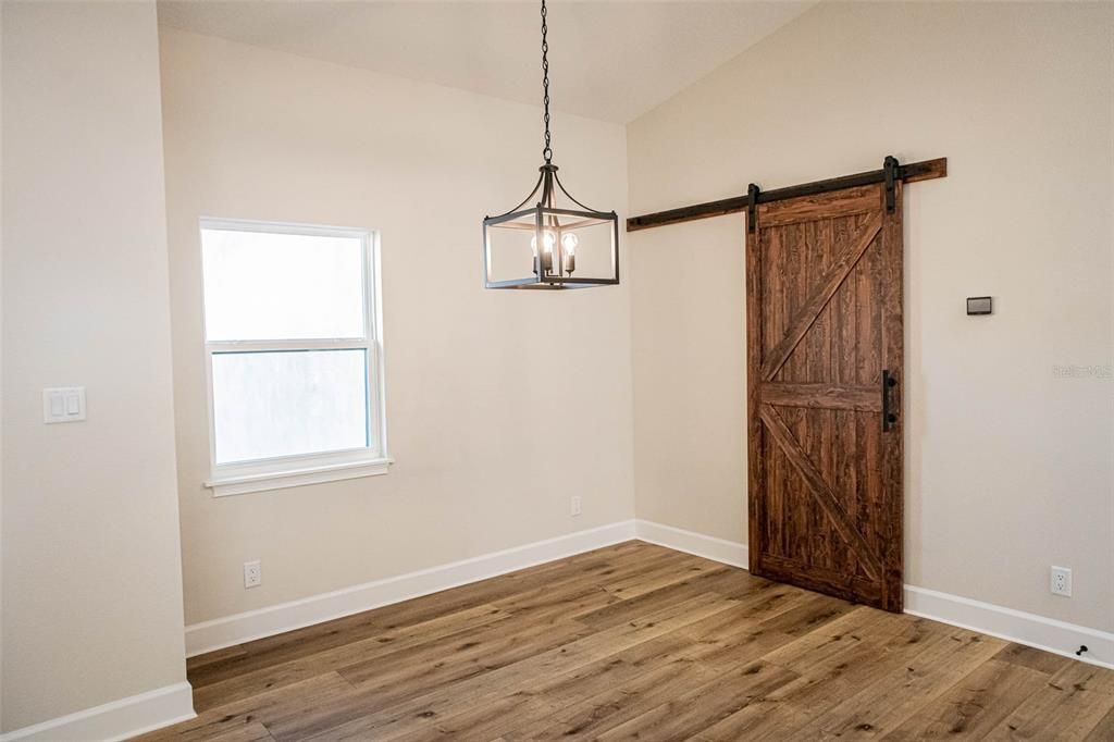 待售: $399,000 (3 贝兹, 2 浴室, 1902 平方英尺)