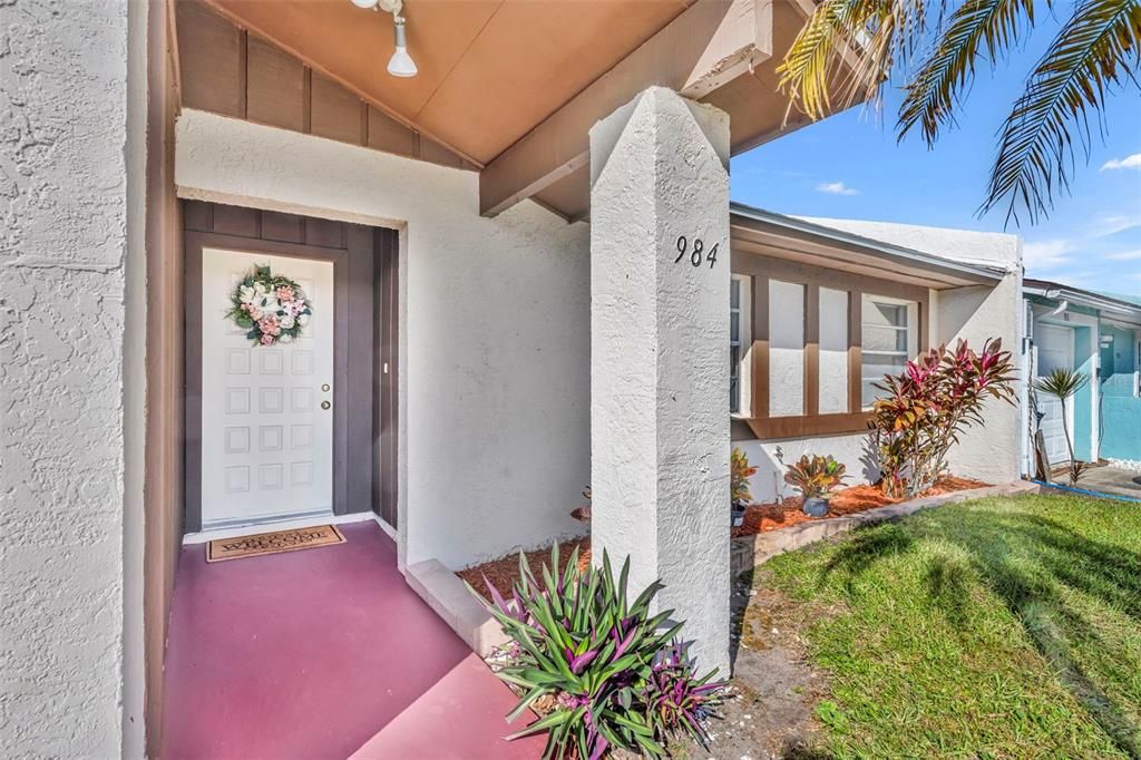 Active With Contract: $249,900 (3 beds, 2 baths, 1192 Square Feet)