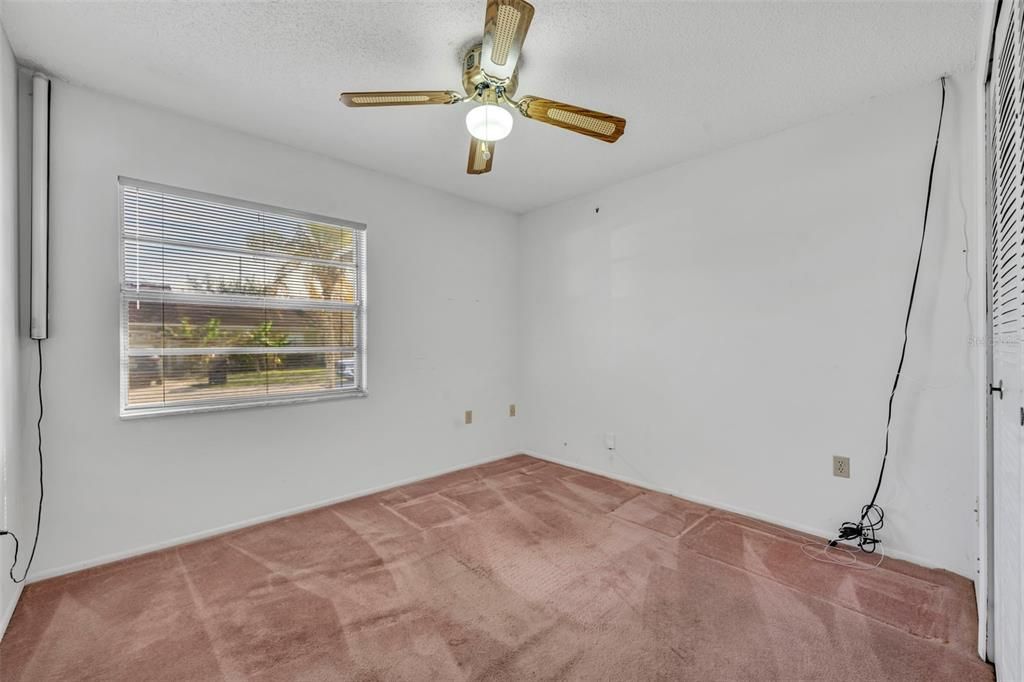 Active With Contract: $249,900 (3 beds, 2 baths, 1192 Square Feet)