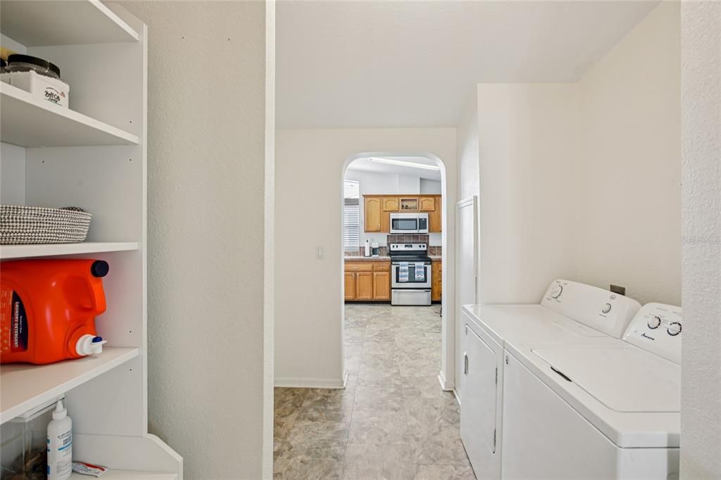 For Sale: $285,000 (3 beds, 2 baths, 2094 Square Feet)