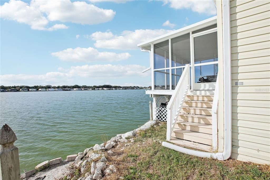 For Sale: $285,000 (3 beds, 2 baths, 2094 Square Feet)