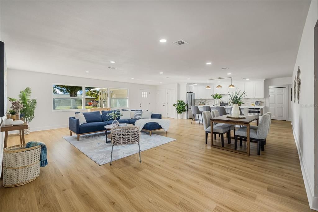 En Venta: $599,900 (4 camas, 2 baños, 1851 Pies cuadrados)