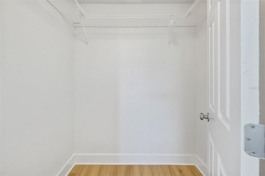 En Venta: $599,900 (4 camas, 2 baños, 1851 Pies cuadrados)