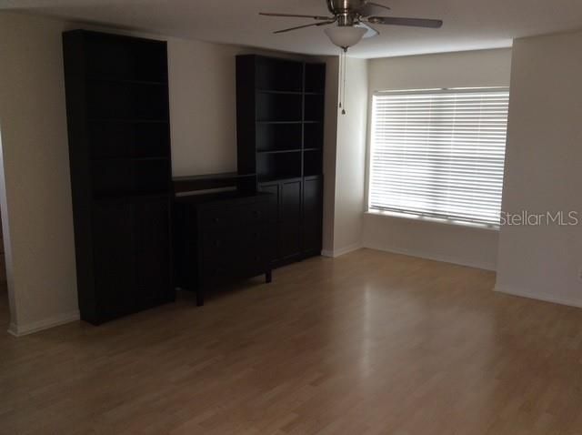 В аренду: $1,500 (0 спален, 1 ванн, 400 Квадратных фут)