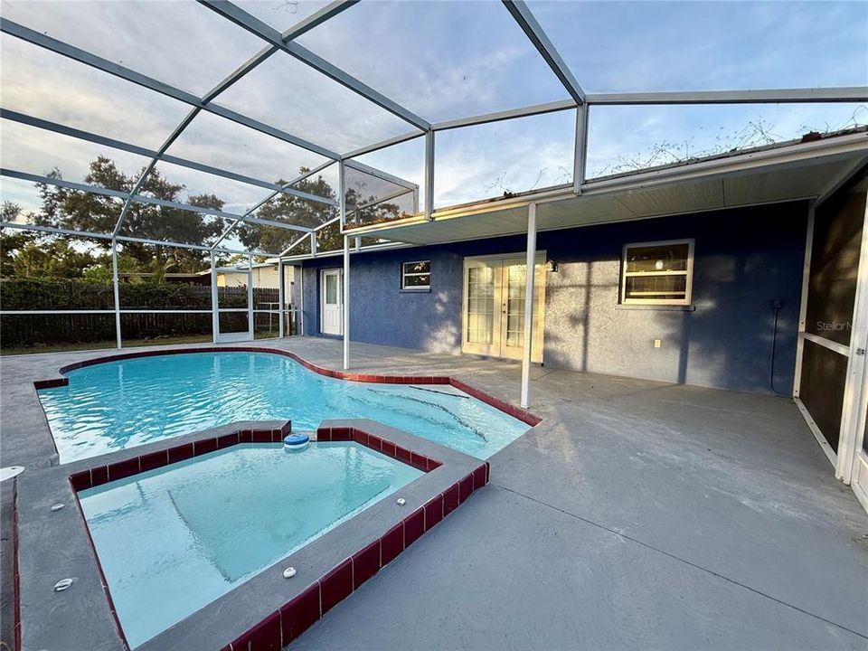 待售: $374,999 (2 贝兹, 2 浴室, 1171 平方英尺)