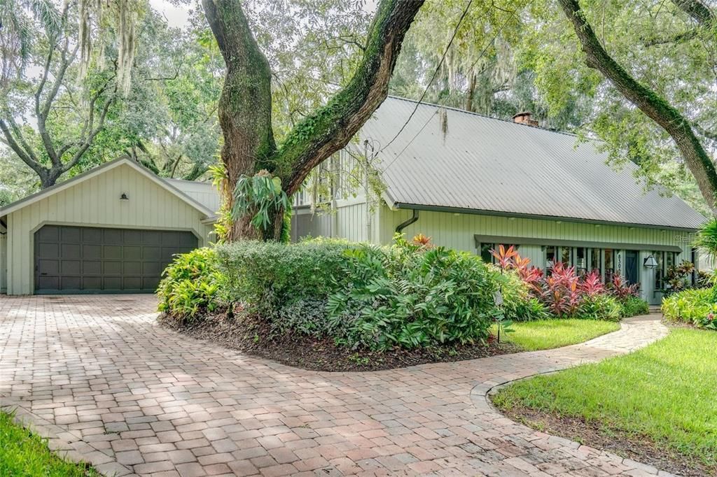 For Rent: $3,300 (4 beds, 3 baths, 3062 Square Feet)