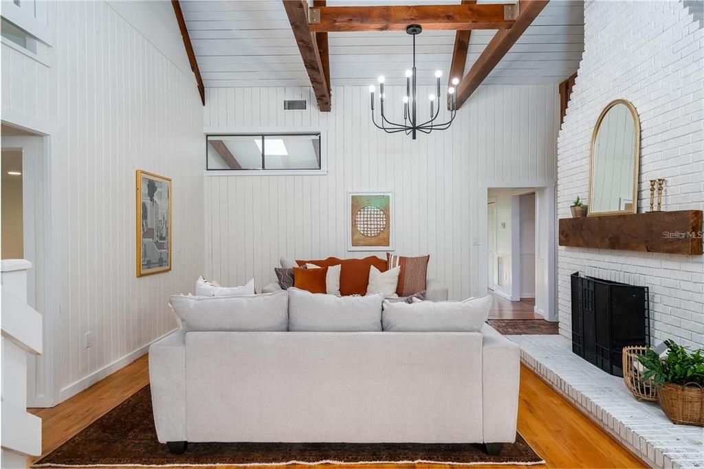 For Rent: $3,300 (4 beds, 3 baths, 3062 Square Feet)