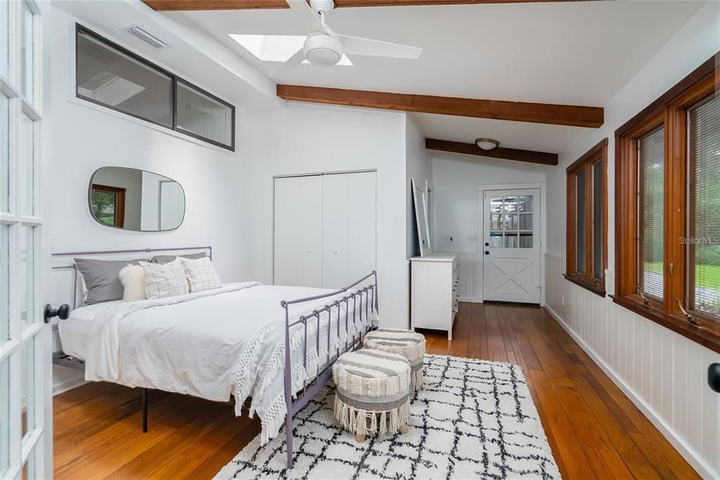 For Rent: $3,300 (4 beds, 3 baths, 3062 Square Feet)