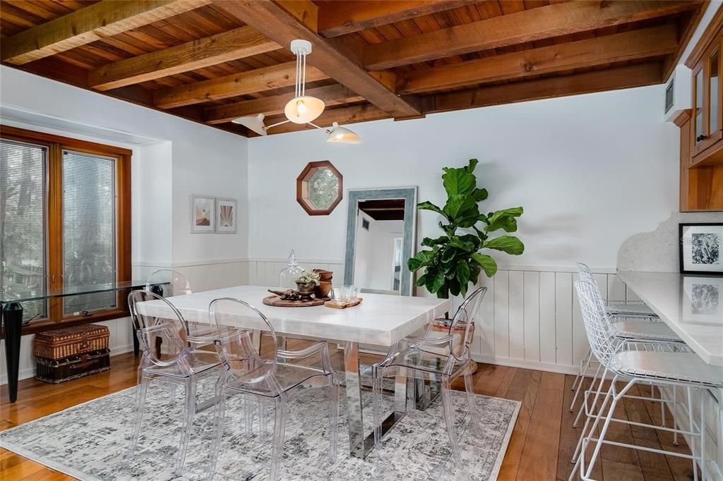 For Rent: $3,300 (4 beds, 3 baths, 3062 Square Feet)