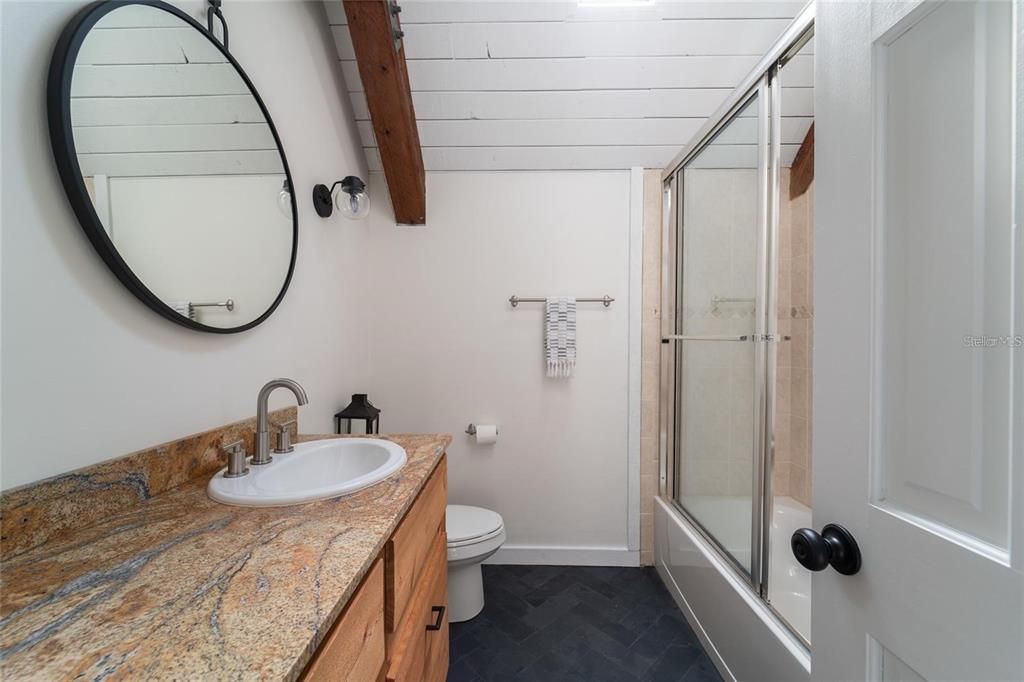 For Rent: $3,300 (4 beds, 3 baths, 3062 Square Feet)