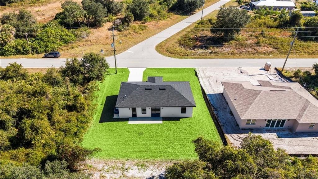 合同活跃: $255,000 (3 贝兹, 2 浴室, 1100 平方英尺)