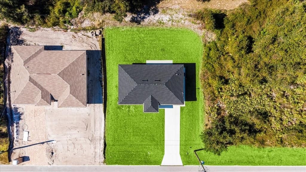 合同活跃: $255,000 (3 贝兹, 2 浴室, 1100 平方英尺)