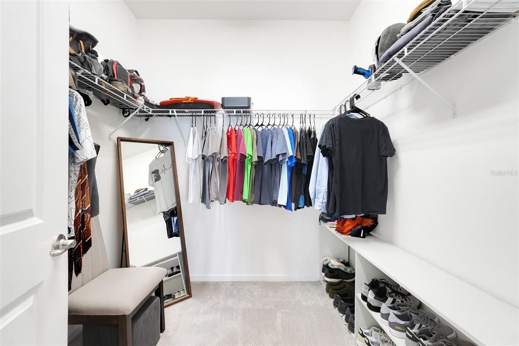 For Sale: $419,000 (4 beds, 3 baths, 2359 Square Feet)