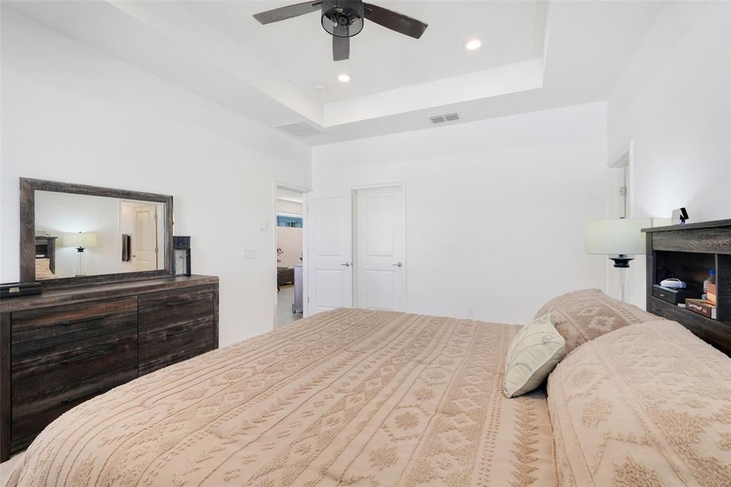 For Sale: $419,000 (4 beds, 3 baths, 2359 Square Feet)