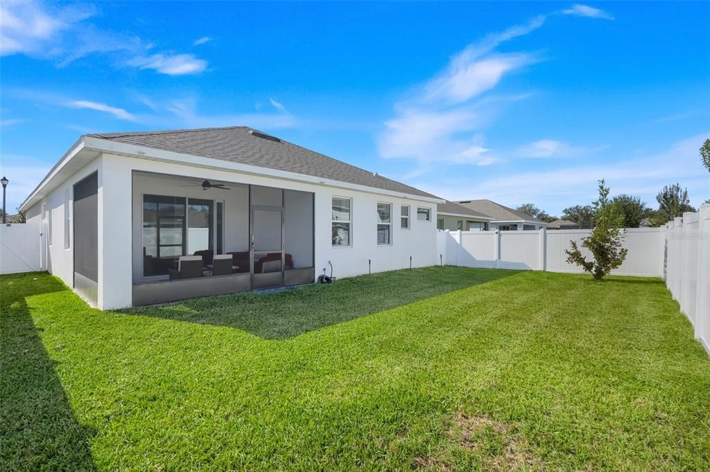 For Sale: $419,000 (4 beds, 3 baths, 2359 Square Feet)