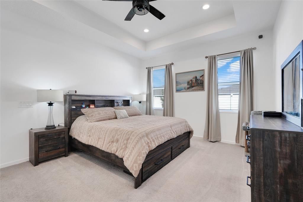 For Sale: $419,000 (4 beds, 3 baths, 2359 Square Feet)