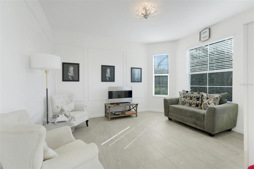 For Sale: $419,000 (4 beds, 3 baths, 2359 Square Feet)