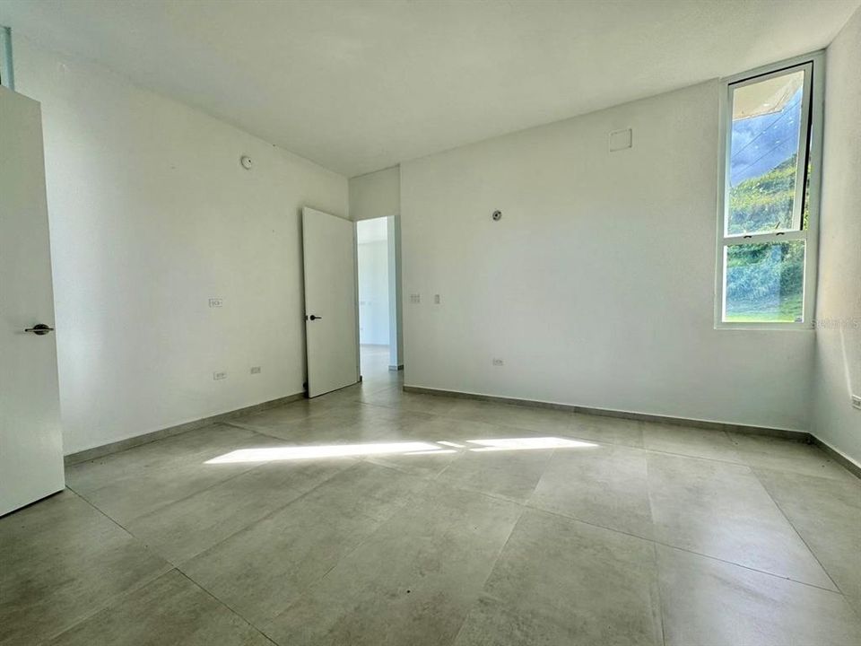 En Venta: $690,000 (3 camas, 2 baños, 1494 Pies cuadrados)