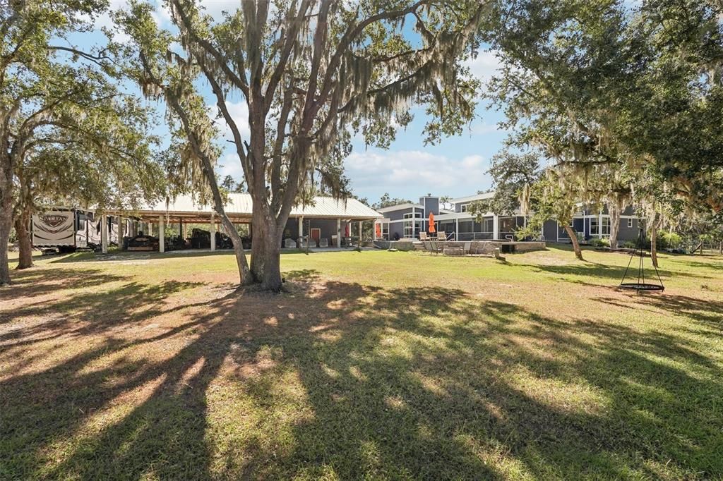 For Sale: $1,300,000 (4 beds, 2 baths, 2809 Square Feet)