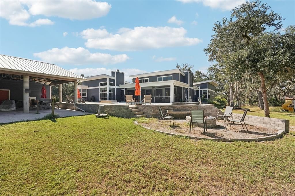 For Sale: $1,300,000 (4 beds, 2 baths, 2809 Square Feet)