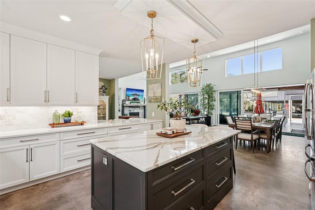 For Sale: $1,300,000 (4 beds, 2 baths, 2809 Square Feet)