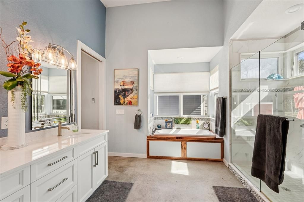 For Sale: $1,300,000 (4 beds, 2 baths, 2809 Square Feet)