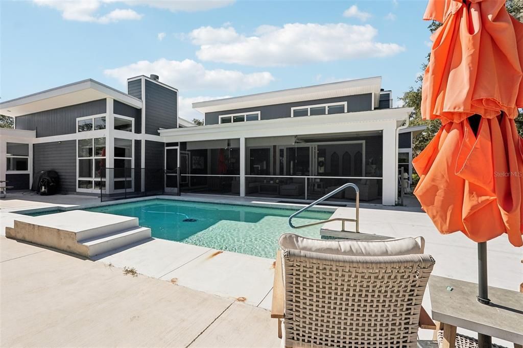 For Sale: $1,300,000 (4 beds, 2 baths, 2809 Square Feet)