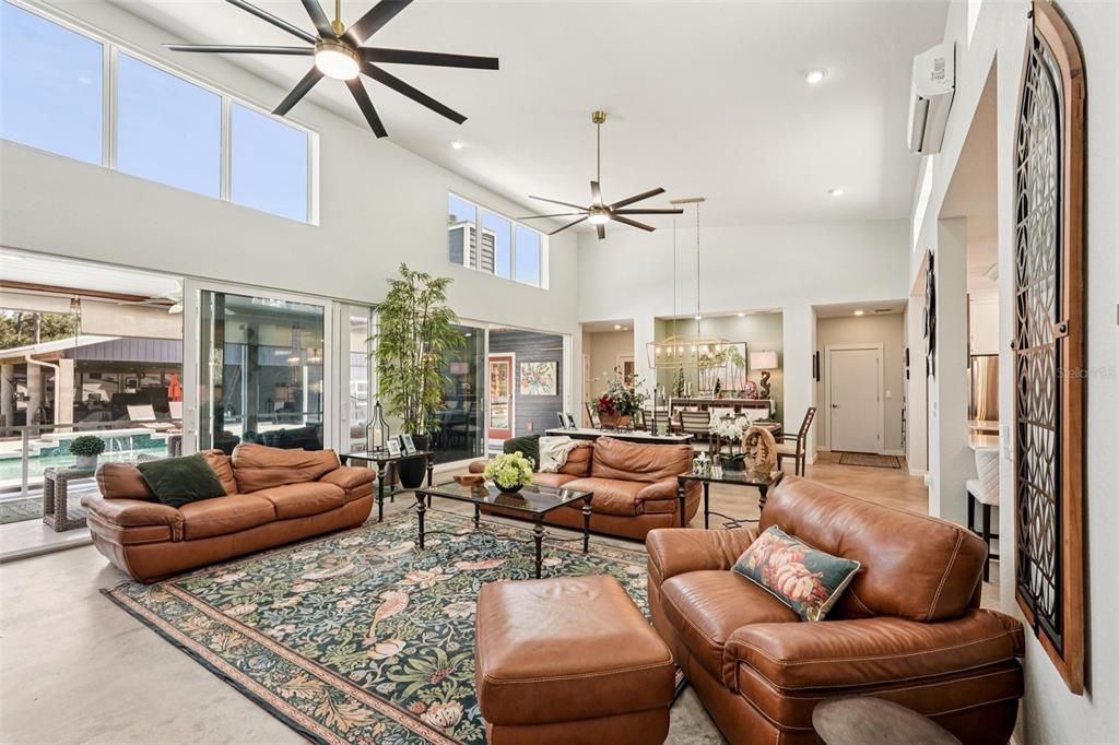 For Sale: $1,300,000 (4 beds, 2 baths, 2809 Square Feet)