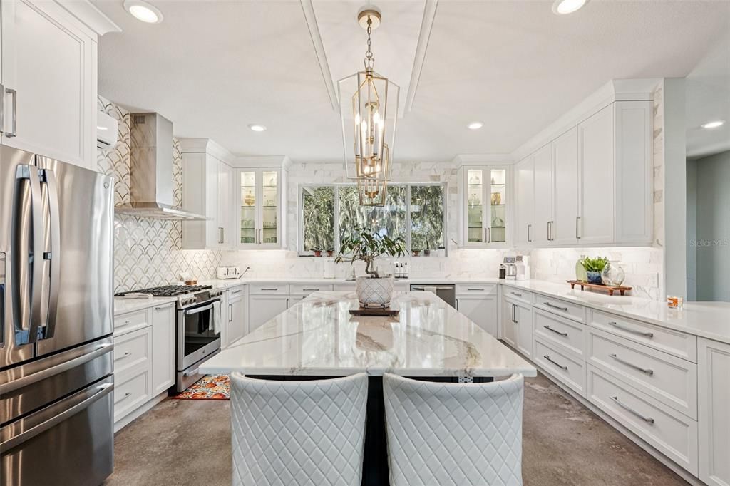 For Sale: $1,300,000 (4 beds, 2 baths, 2809 Square Feet)