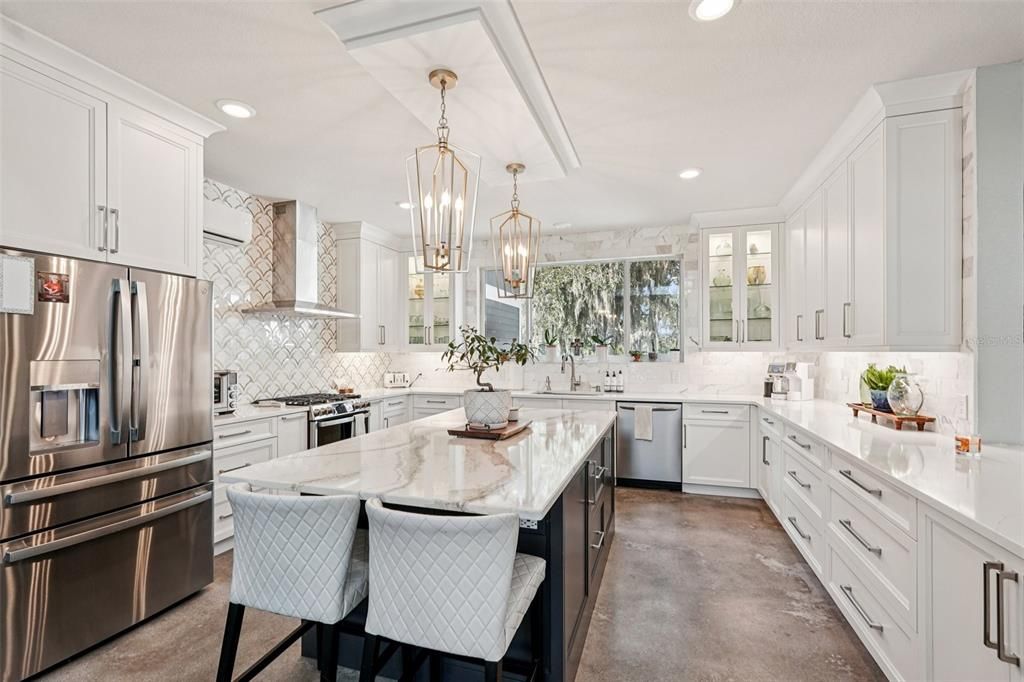 For Sale: $1,300,000 (4 beds, 2 baths, 2809 Square Feet)