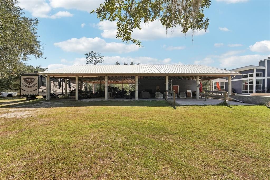 For Sale: $1,300,000 (4 beds, 2 baths, 2809 Square Feet)