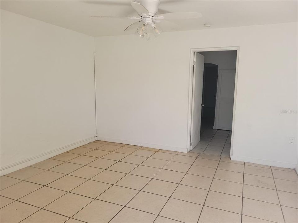 Activo con contrato: $800,000 (6 camas, 0 baños, 2892 Pies cuadrados)