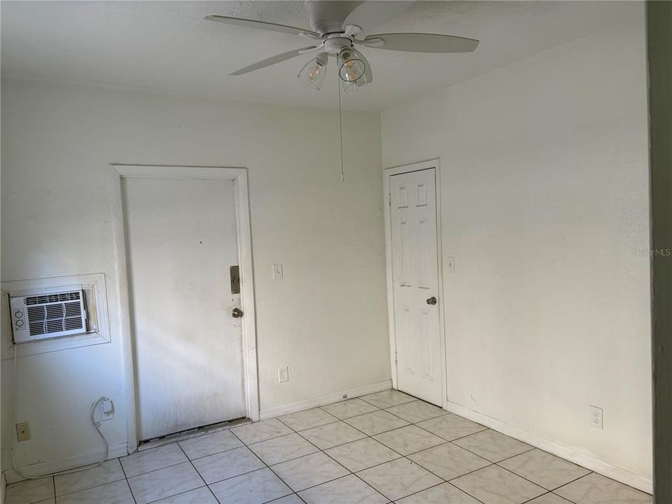 Activo con contrato: $800,000 (6 camas, 0 baños, 2892 Pies cuadrados)