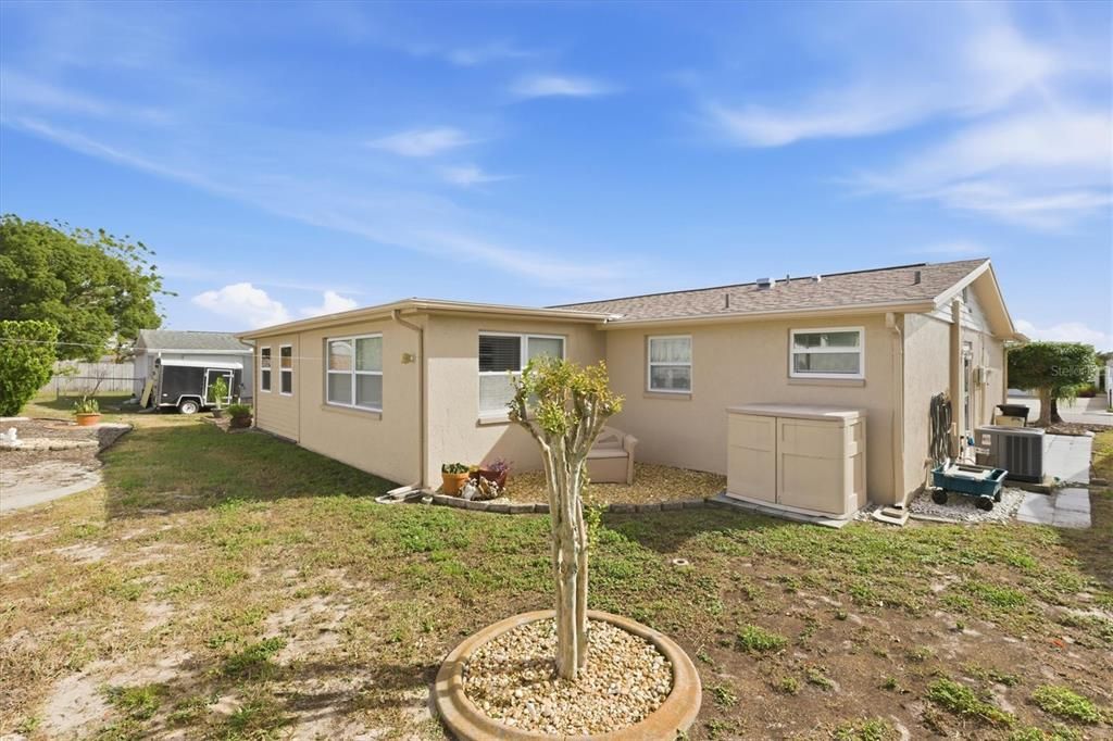 Activo con contrato: $289,990 (3 camas, 2 baños, 1399 Pies cuadrados)