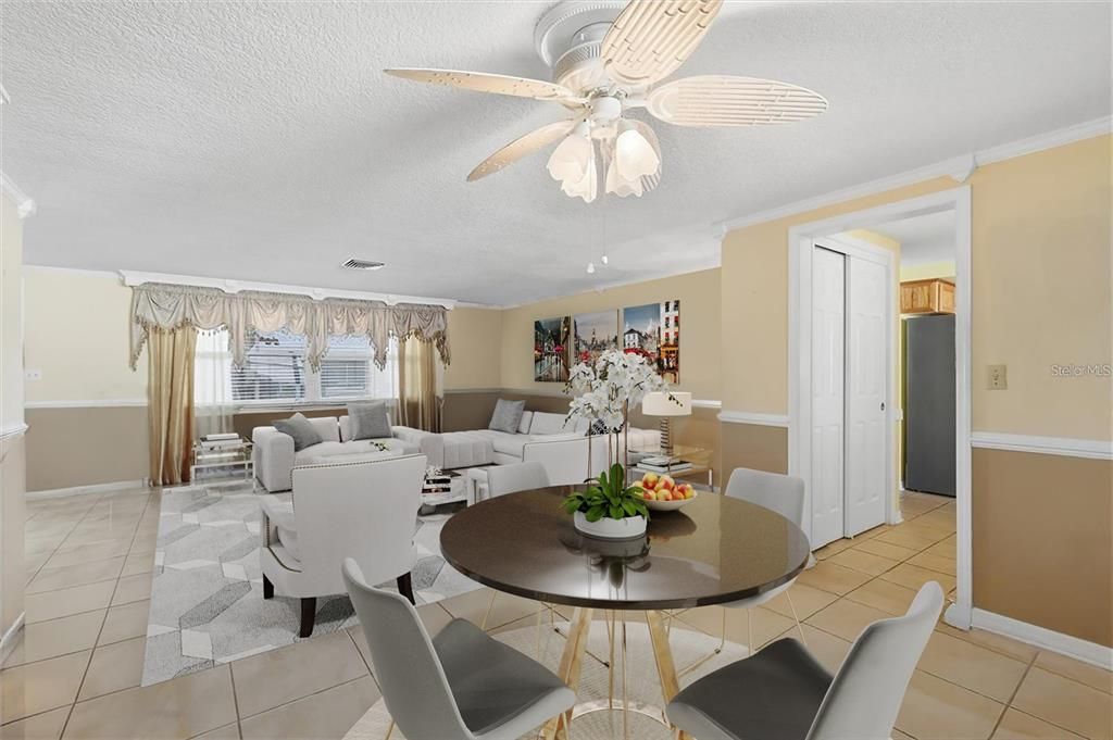 Activo con contrato: $289,990 (3 camas, 2 baños, 1399 Pies cuadrados)