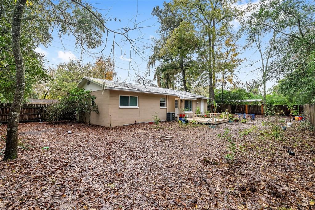 待售: $275,000 (3 贝兹, 1 浴室, 1035 平方英尺)